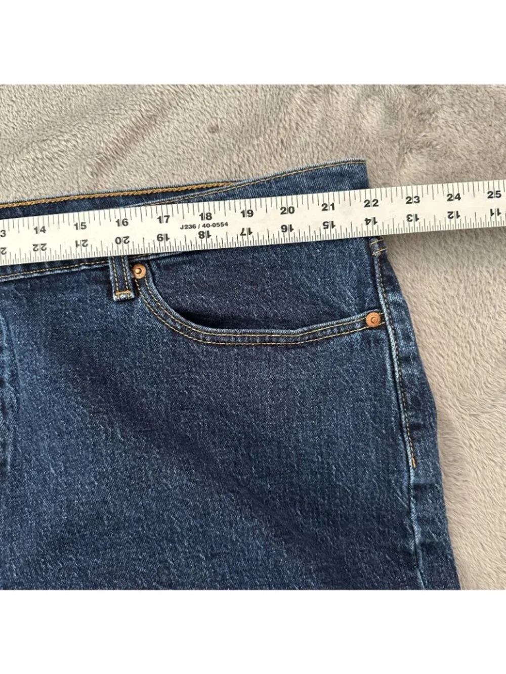 Levis Wedgie Straight Leg Jeans Womens size 22W Dark Wash Button Fly